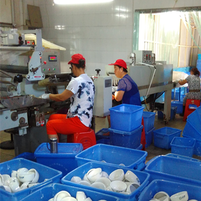 云南麗江餐潔餐具消毒公司馬總兩次采購成和順全自動洗碗機(jī)的產(chǎn)品